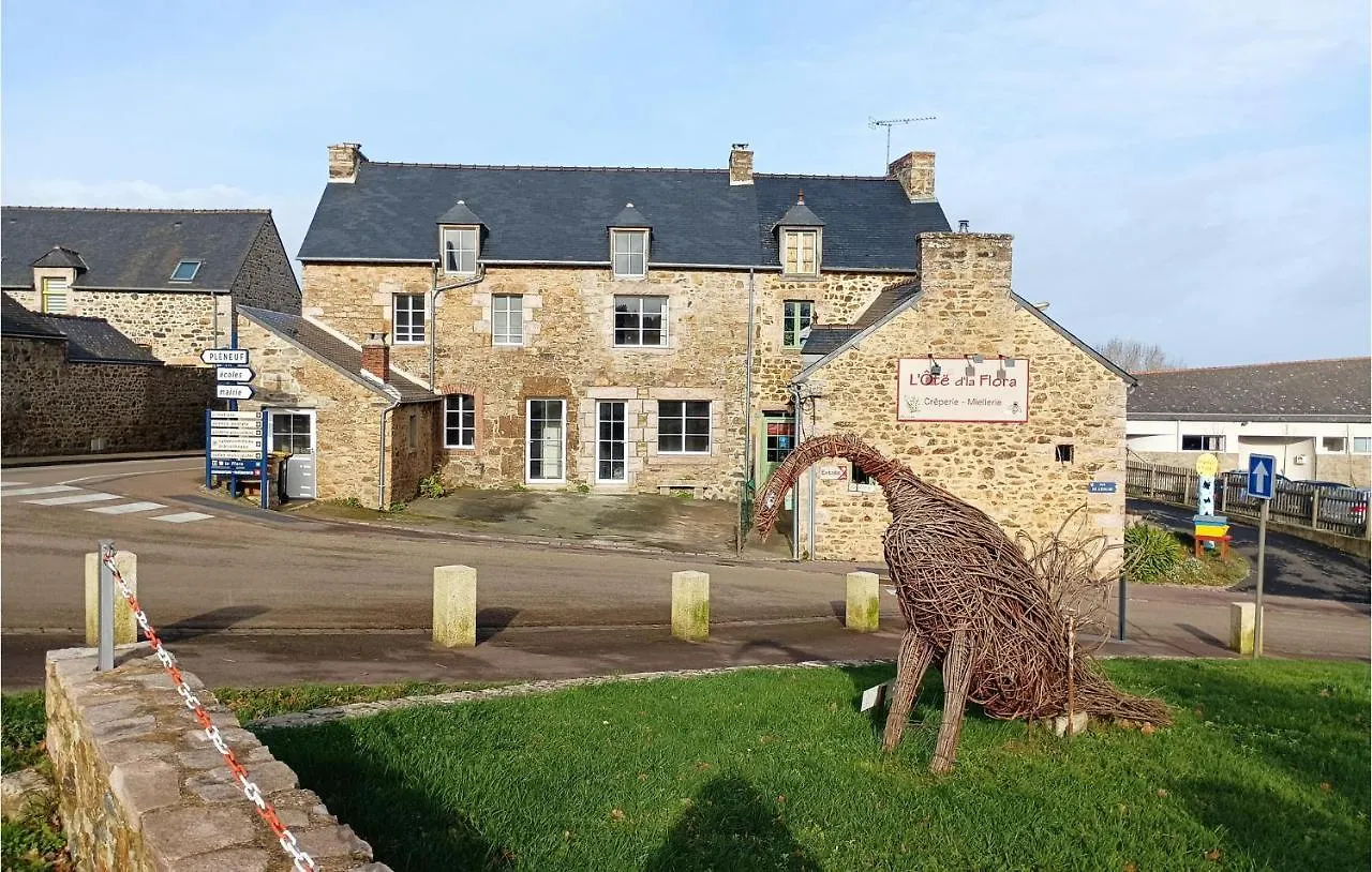 Nice Home In Saint-Alban With Kitchen 法国